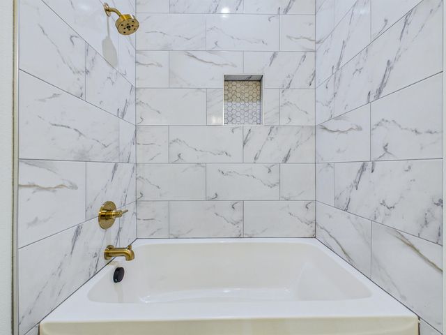 13 Hummingbird Drive, Vilonia, AR 72173