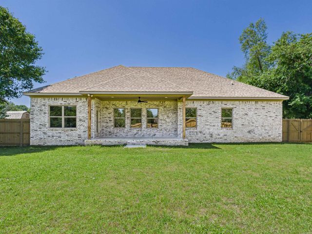 13 Hummingbird Drive, Vilonia, AR 72173