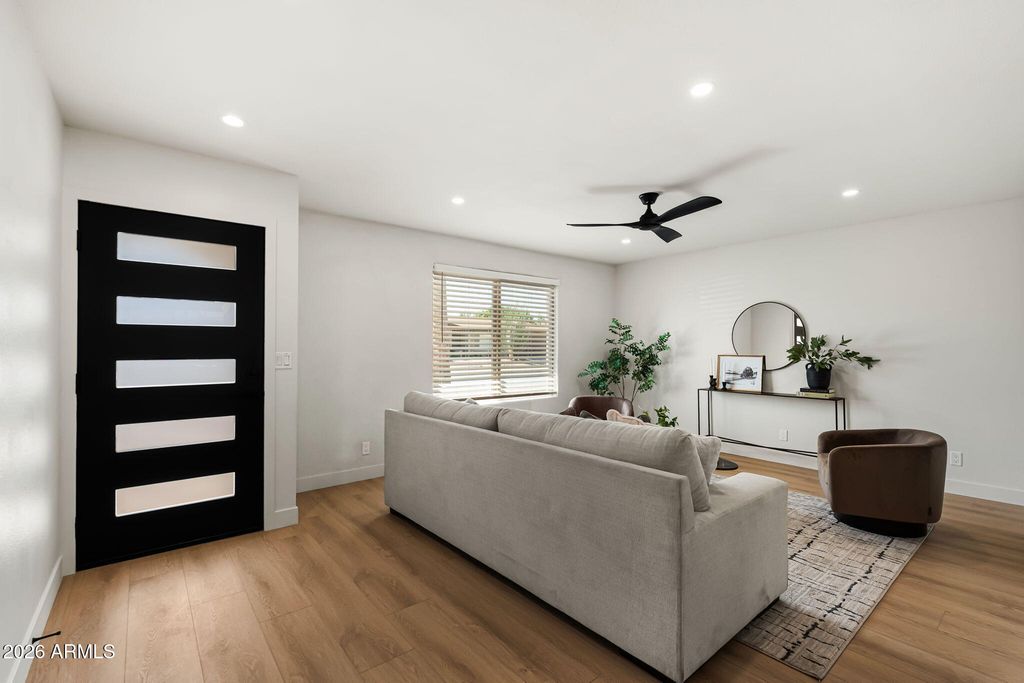 4150 E CANNON Drive, Phoenix, AZ 85028 — photo 4