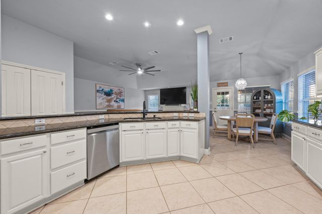 2621 Goldfinch DR, Cedar Park, TX 78613