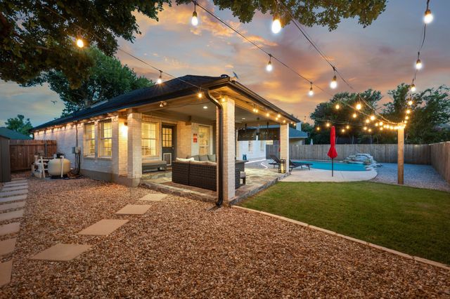 2621 Goldfinch DR, Cedar Park, TX 78613