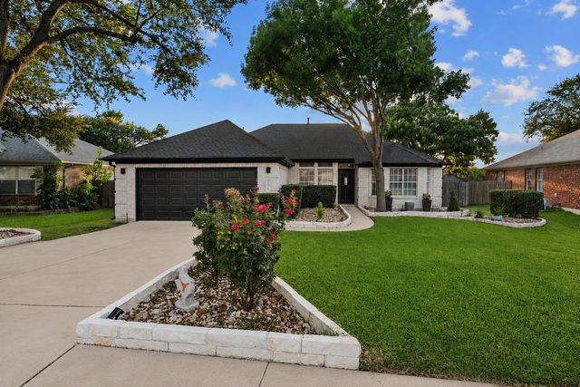 2621 Goldfinch DR, Cedar Park, TX 78613