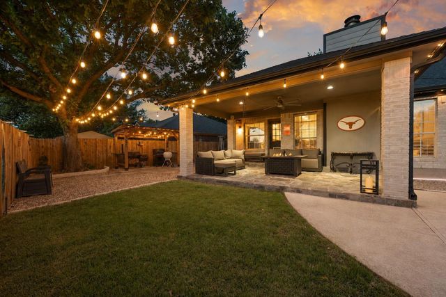 2621 Goldfinch DR, Cedar Park, TX 78613