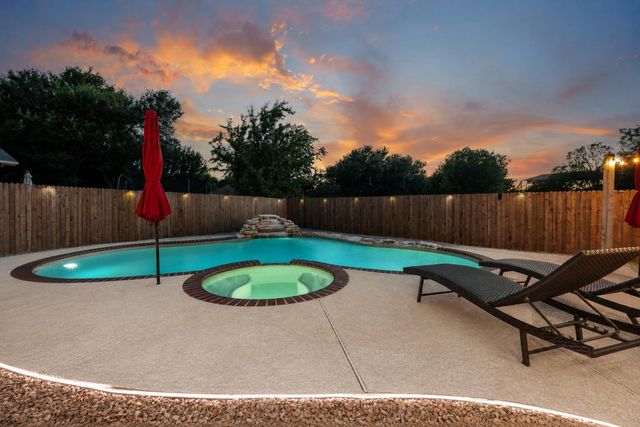 2621 Goldfinch DR, Cedar Park, TX 78613