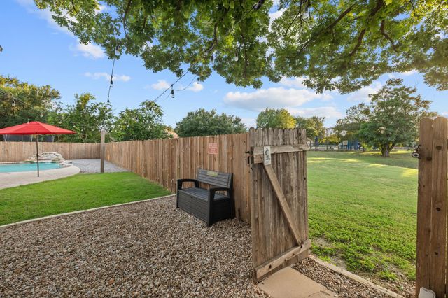 2621 Goldfinch DR, Cedar Park, TX 78613