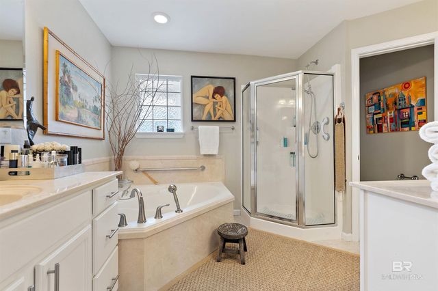 4 Yacht Club Drive 200, Daphne, AL 36526