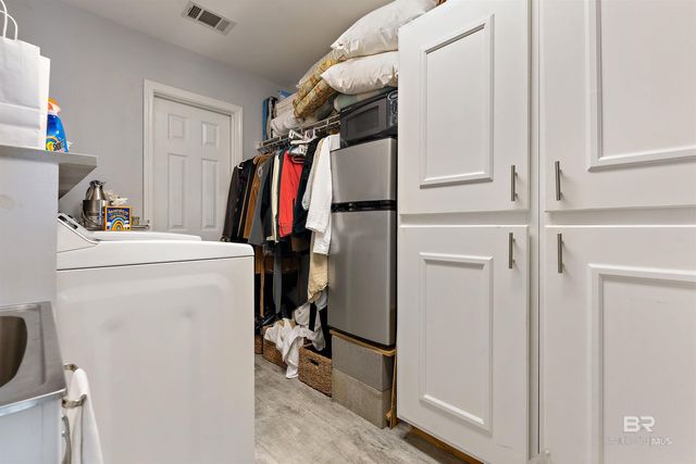 4 Yacht Club Drive 200, Daphne, AL 36526