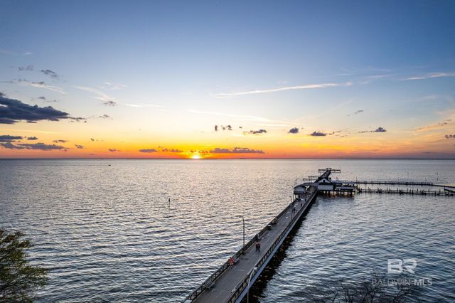 4 Yacht Club Drive 200, Daphne, AL 36526