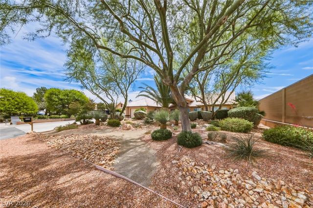 8645 Bright Angel Way, Las Vegas, NV 89149