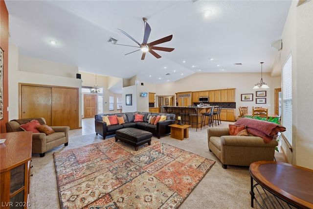 8645 Bright Angel Way, Las Vegas, NV 89149