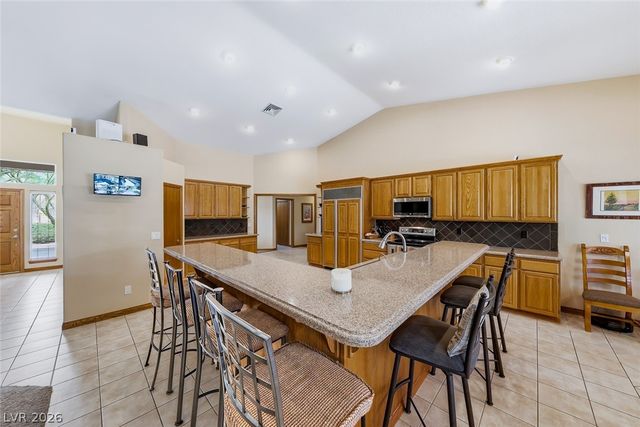 8645 Bright Angel Way, Las Vegas, NV 89149