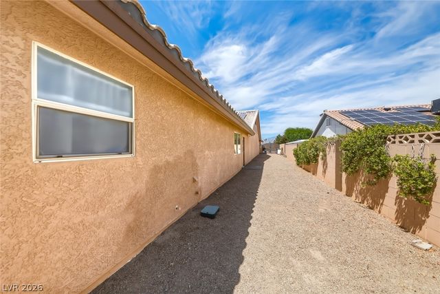 8645 Bright Angel Way, Las Vegas, NV 89149