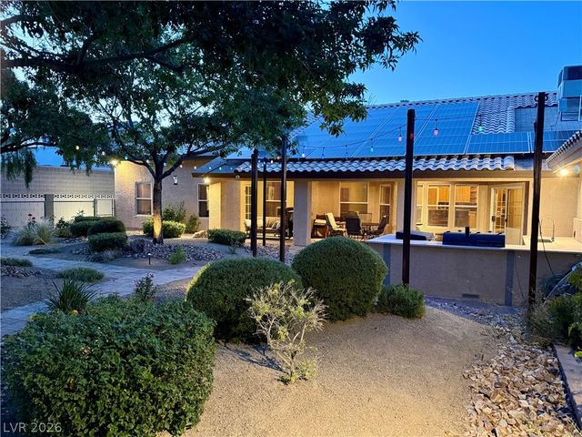 8645 Bright Angel Way, Las Vegas, NV 89149