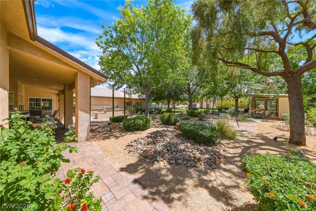 8645 Bright Angel Way, Las Vegas, NV 89149