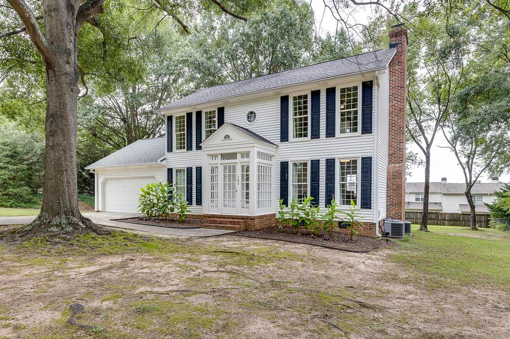 103 Cosgrove Lane, Taylors, SC 29687