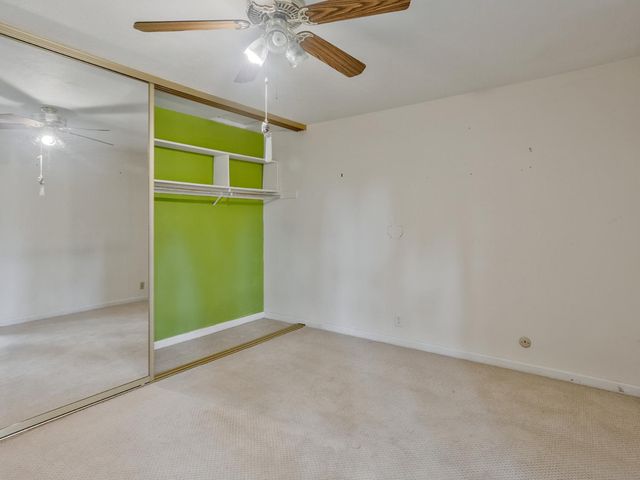 506 Roundtree Ct, Sacramento, CA 95831