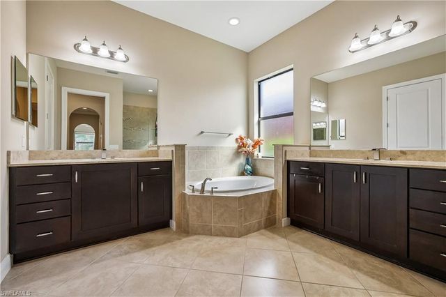 10100 Belcrest BLVD, Fort Myers, FL 33913