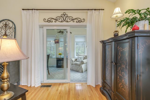 12 Jonathan Drive, Concord, NH 03303