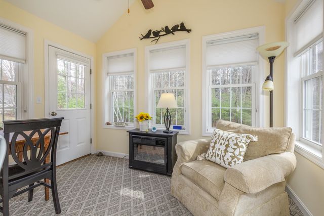 12 Jonathan Drive, Concord, NH 03303
