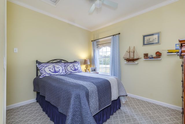 12 Jonathan Drive, Concord, NH 03303