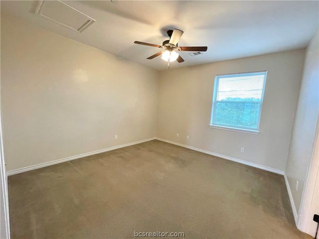 1915 Dartmouth Street 1011, College Station, TX 77840