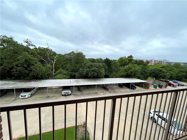 1915 Dartmouth Street 1011, College Station, TX 77840