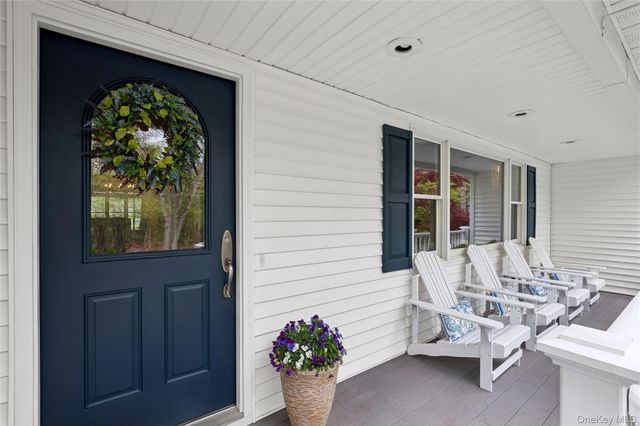 37 Pine Ridge Drive, Smithtown, NY 11787