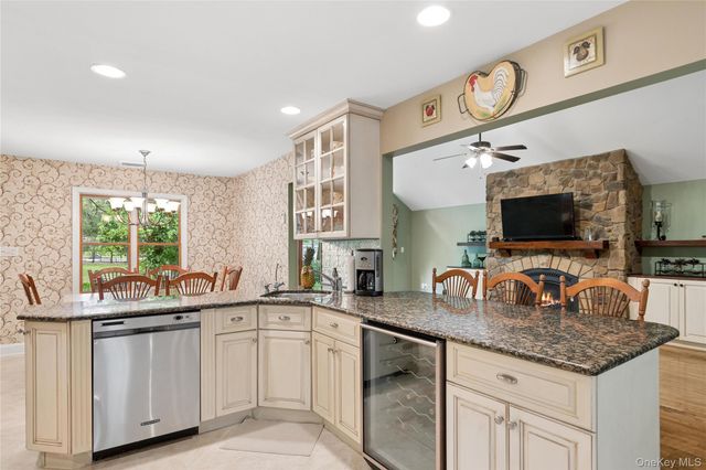 37 Pine Ridge Drive, Smithtown, NY 11787