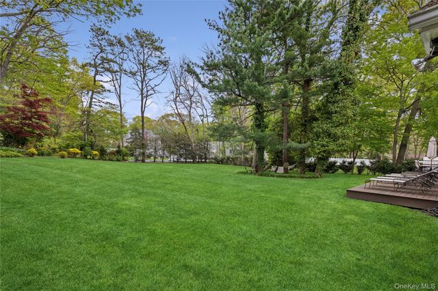 37 Pine Ridge Drive, Smithtown, NY 11787