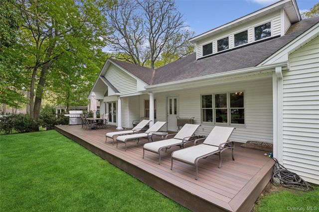 37 Pine Ridge Drive, Smithtown, NY 11787