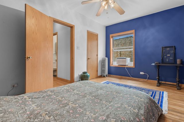 245 Washington Boulevard 2B, Oak Park, IL 60302