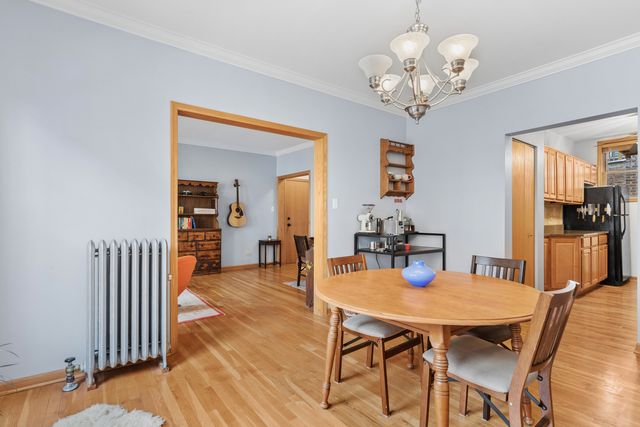 245 Washington Boulevard 2B, Oak Park, IL 60302