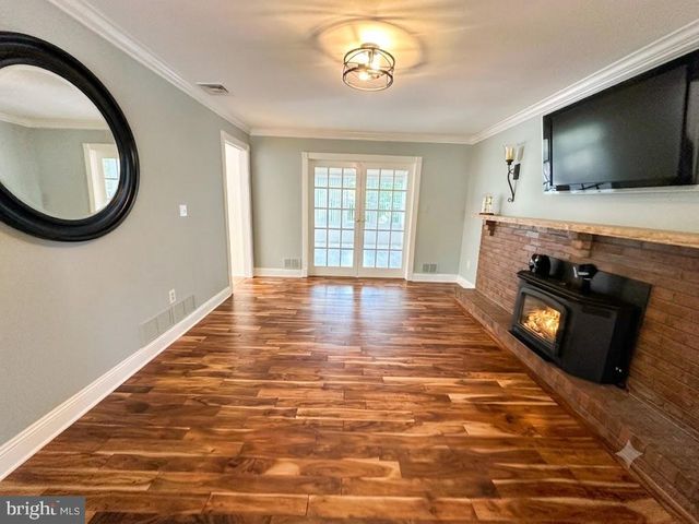 5 ROYAL OAK RD, Lawrence Township, NJ 08648