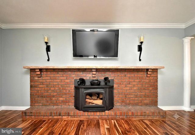5 ROYAL OAK RD, Lawrence Township, NJ 08648