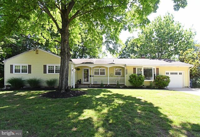 5 ROYAL OAK RD, Lawrence Township, NJ 08648