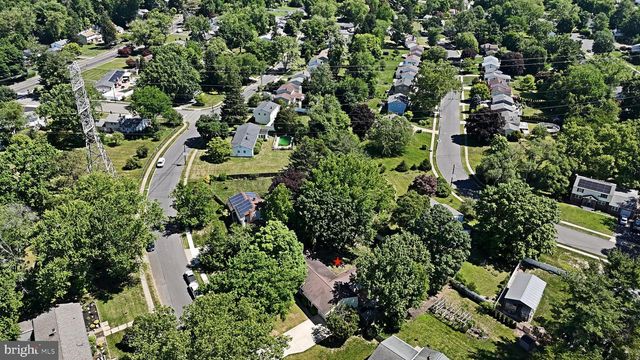 5 ROYAL OAK RD, Lawrence Township, NJ 08648