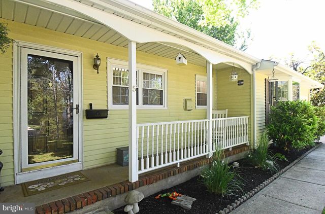 5 ROYAL OAK RD, Lawrence Township, NJ 08648