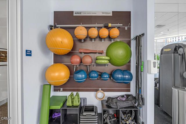 801 S Grand Avenue 1710, Los Angeles, CA 90017