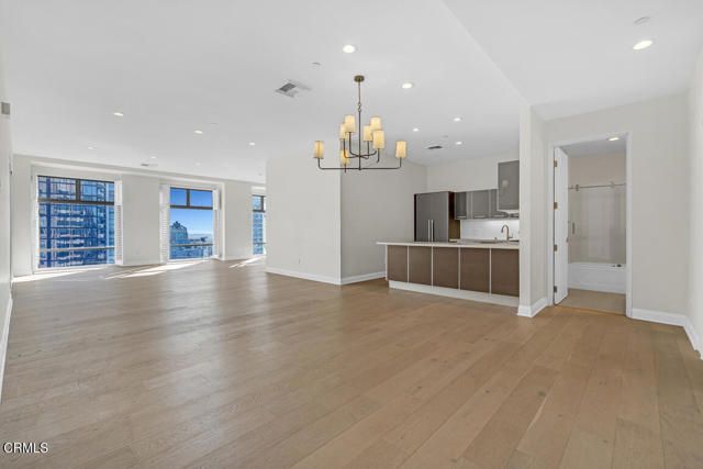 801 S Grand Avenue 1710, Los Angeles, CA 90017