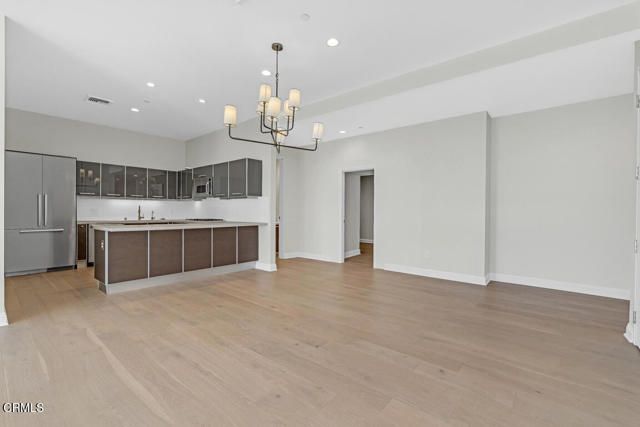 801 S Grand Avenue 1710, Los Angeles, CA 90017