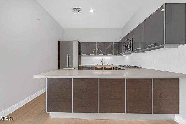 801 S Grand Avenue 1710, Los Angeles, CA 90017