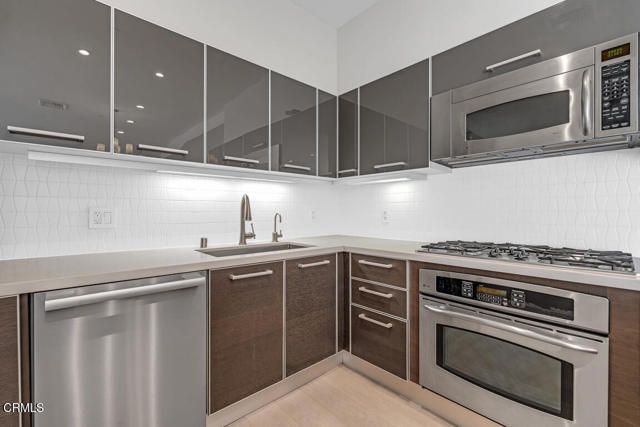 801 S Grand Avenue 1710, Los Angeles, CA 90017