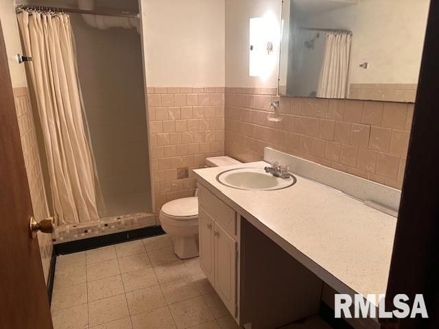 604 CORONADO Street, Jacksonville, IL 62650