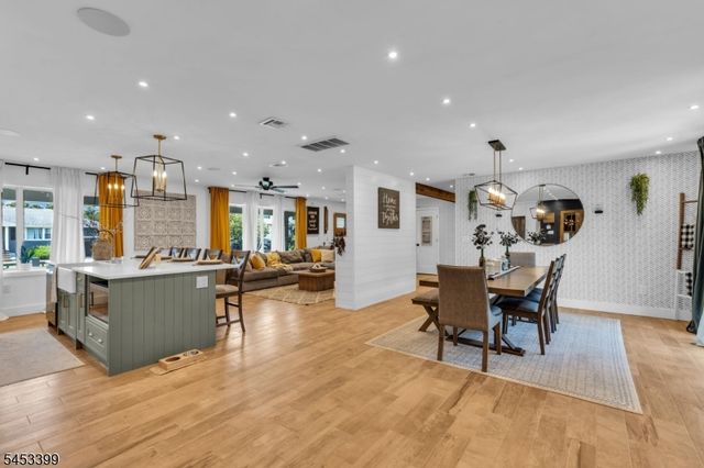1381 Osage Rd, North Brunswick Twp., NJ 08902