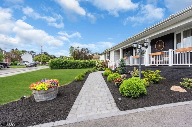 1381 Osage Rd, North Brunswick Twp., NJ 08902