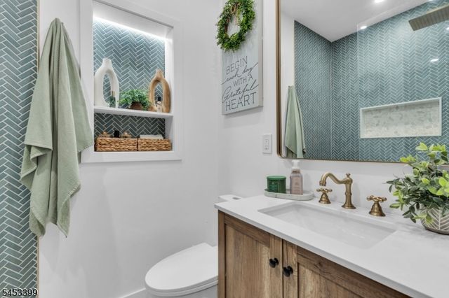 1381 Osage Rd, North Brunswick Twp., NJ 08902