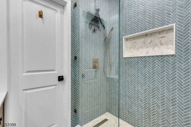 1381 Osage Rd, North Brunswick Twp., NJ 08902