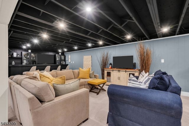 1381 Osage Rd, North Brunswick Twp., NJ 08902