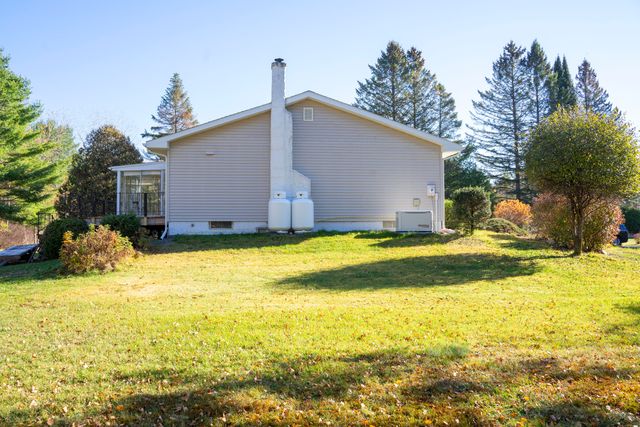 59 Rosbo Lane, Morrisonville, NY 12962