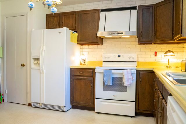 59 Rosbo Lane, Morrisonville, NY 12962